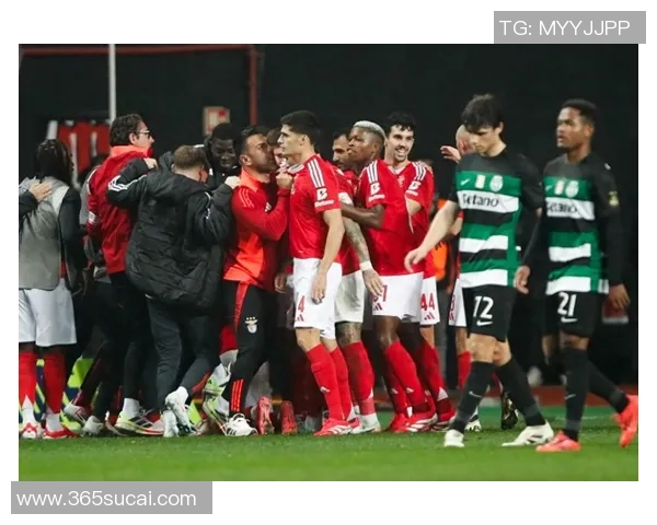 欧联杯精彩时刻那不勒斯补时绝杀本菲卡全场沸腾回顾