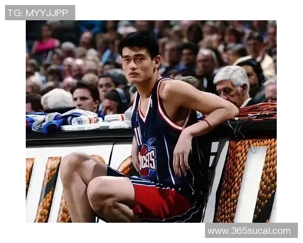 姚明在2010年NBA赛季的辉煌表现与职业生涯的重要时刻回顾