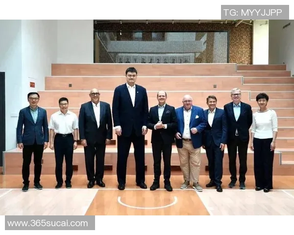 姚明的职业生涯回顾及其在篮球界的工龄与成就分析