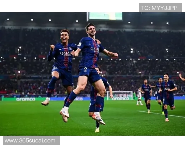 巴黎圣日耳曼大胜切尔西帽子戏法引发全场狂欢精彩回顾与分析