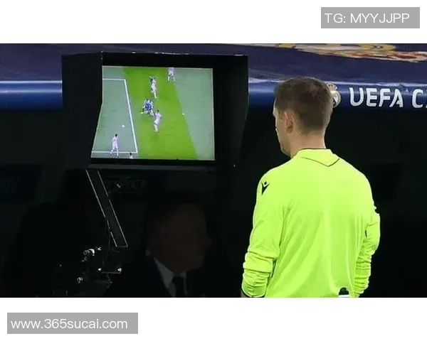 欧联杯激战利物浦与皇马平局乌龙球引发争议判罚全场沸腾