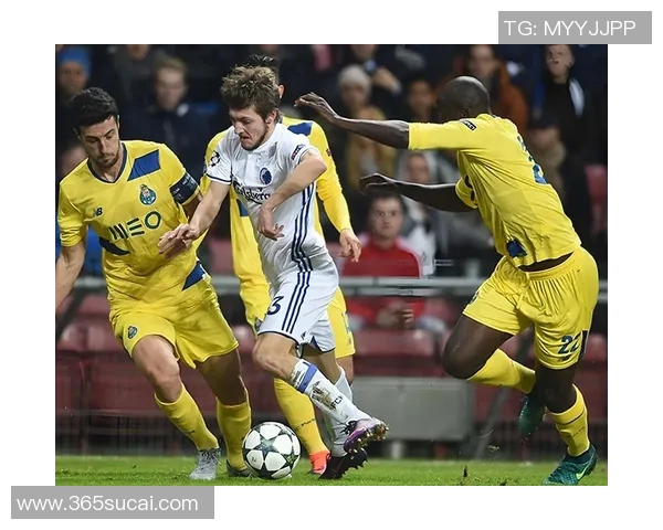 欧冠大战：利物浦逆转皇马帽子戏法点燃全场激情